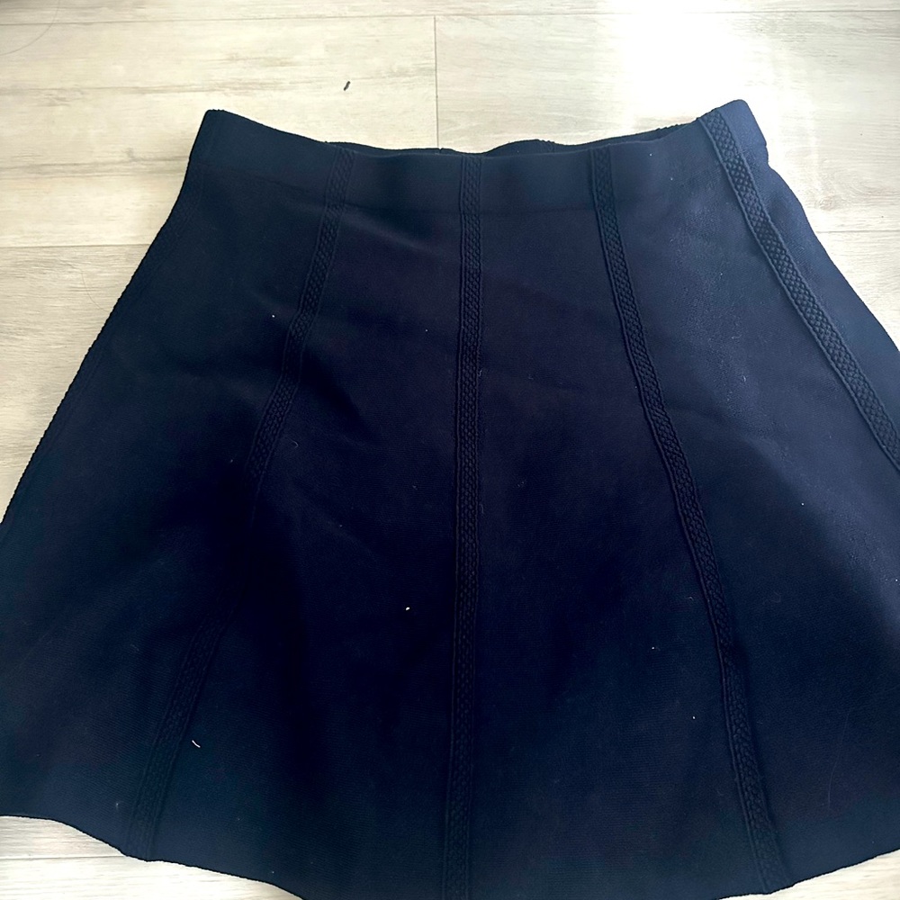 Zara large navy blue skirt